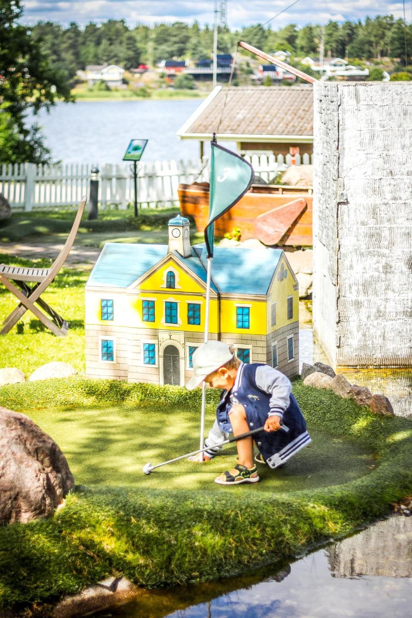 Kristinehamn Herrgardscamping & Stugor Luaran gambar