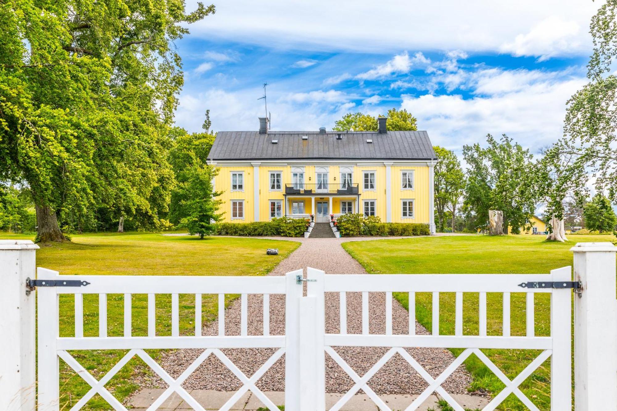 Kristinehamn Herrgardscamping & Stugor Luaran gambar