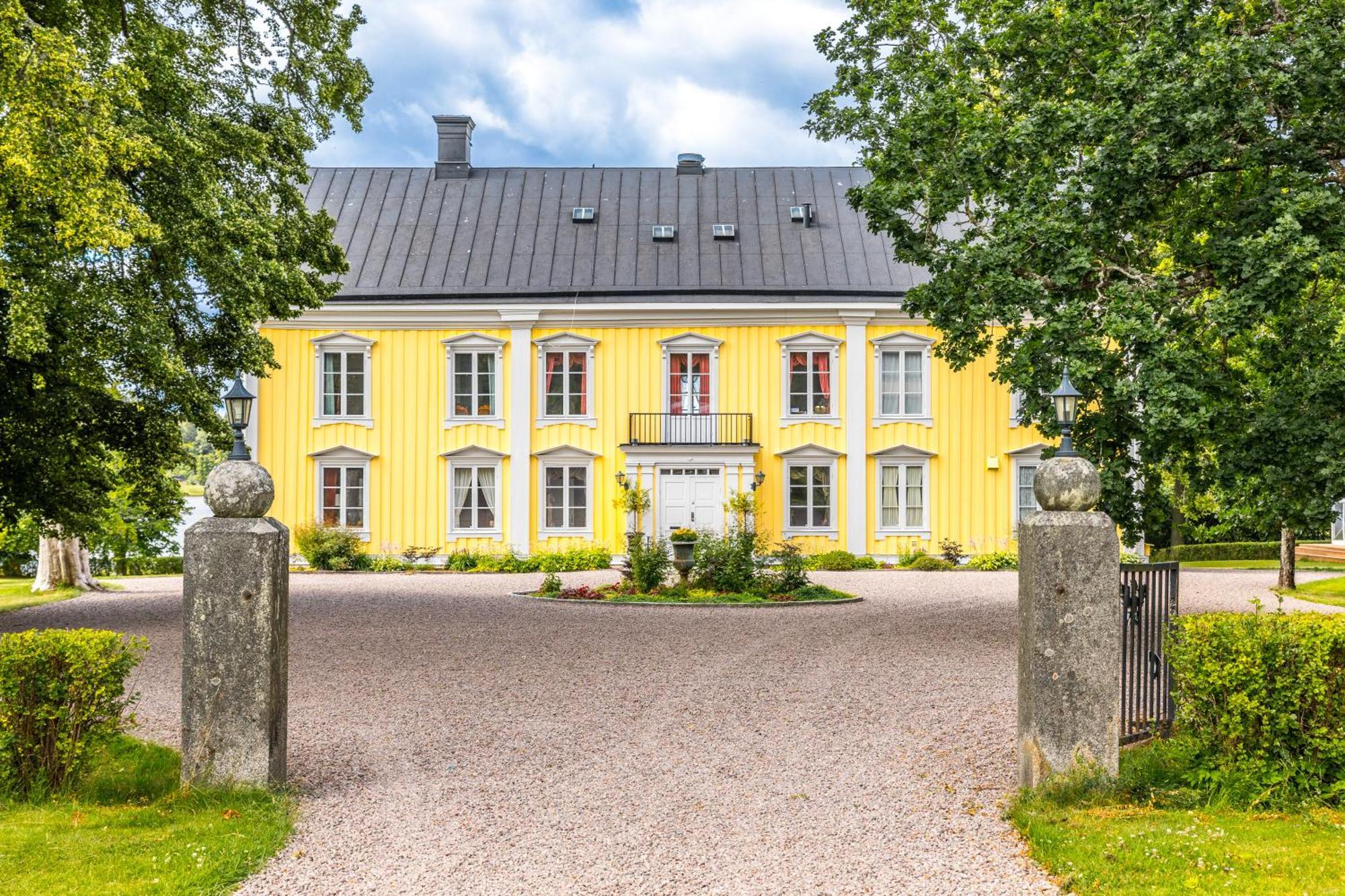 Kristinehamn Herrgardscamping & Stugor Luaran gambar
