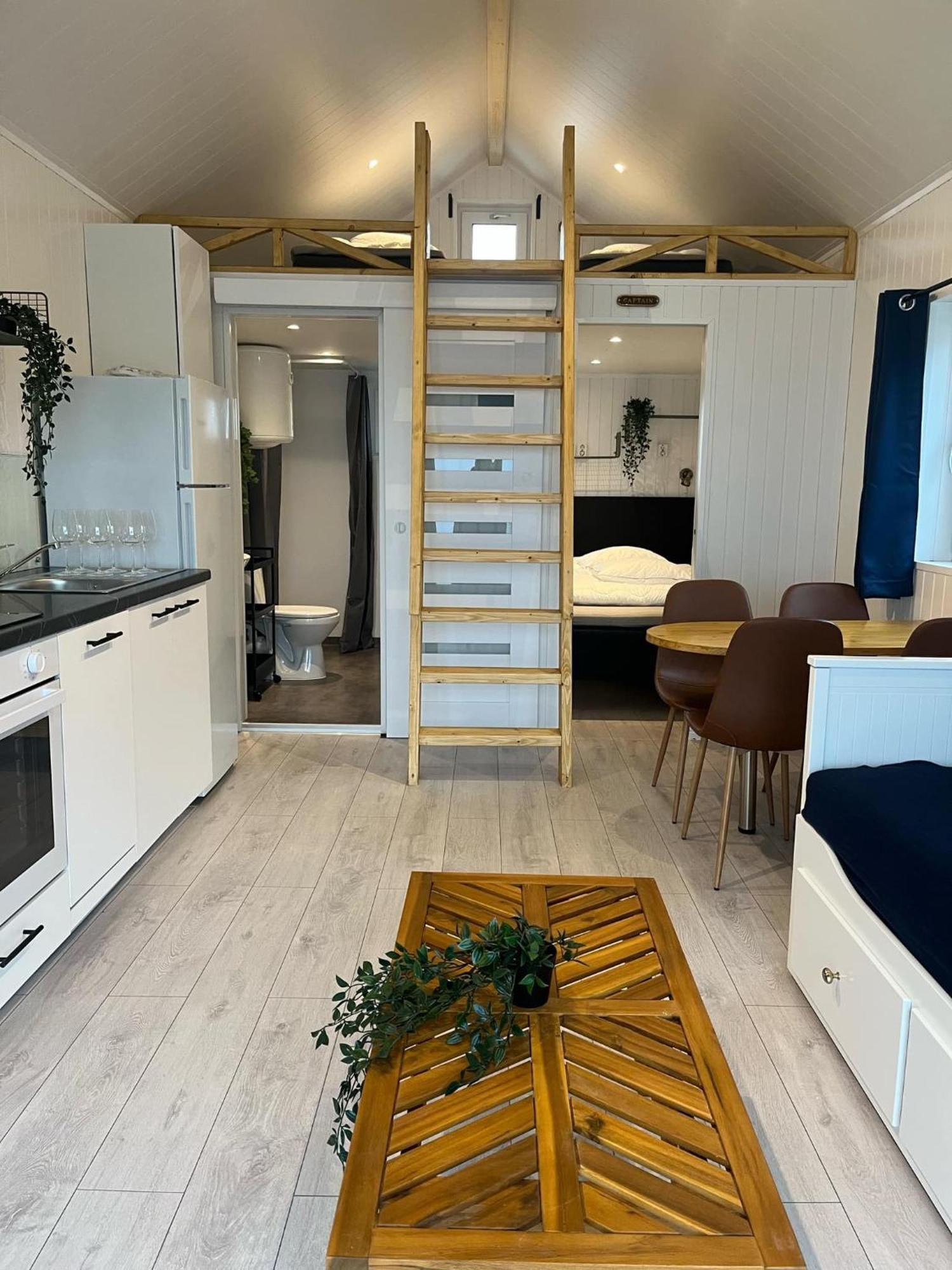 Kristinehamn Herrgardscamping & Stugor Luaran gambar